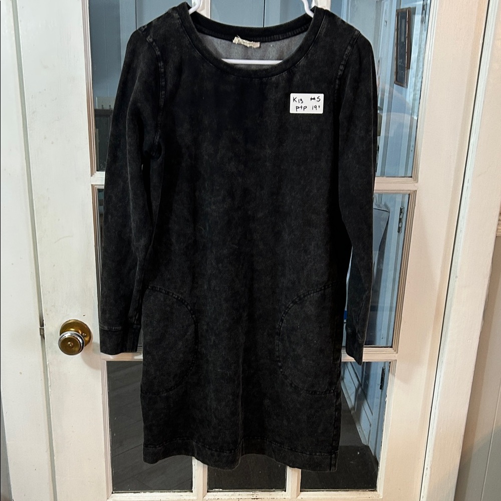 K13.    Stylish Black Dress